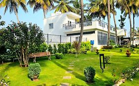 Coco Paradise Homestay